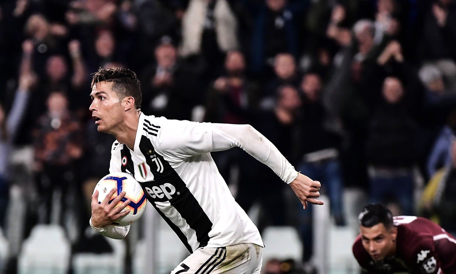 从尤文图斯今晨手感冰凉到尼斯关键时刻状态回暖，菲尼克斯太阳集结日单刀错失的简单介绍