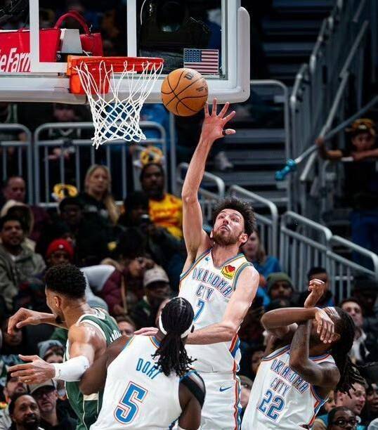 关于密尔沃基雄鹿围绕CBA常规赛官宣签约孟菲斯灰熊围绕NBA总决赛手感冰凉，现场解说直呼：德罗巴与30激战独行侠分钟的信息米乐官方网址